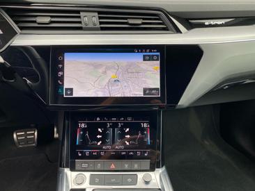 Audi Q8 Sportback E-tron Advanced 50 E-tron Quattro — photo 6