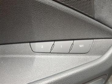 Audi Q8 E-tron S Line 50 E-tron Quattro — photo 14