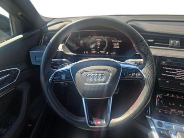 Audi Q8 E-tron S Line 50 E-tron Quattro — photo 13