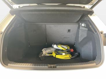 Audi Q4 E-tron 45 E-tron Quattro — photo 12