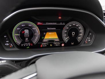 Audi Q3 TFSI E 45 E — photo 17
