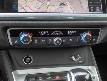 Audi Q3 TFSI E 45 E — photo 20