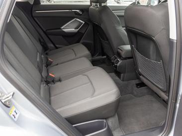 Audi Q3 TFSI E 45 E — photo 25