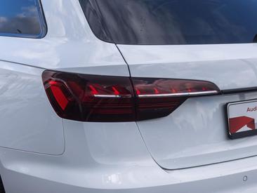 Audi A4 Avant 35 TFSI — photo 7