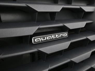 Audi Q2 2.0 TFSI Quattro — photo 21