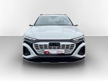 Audi Q8 E-tron S Line 55 E-tron Quattro — photo 2