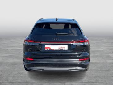 Audi Q4 E-tron 45 E-tron — photo 4