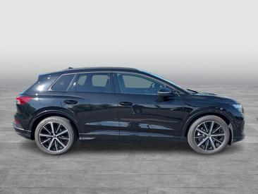 Audi Q4 E-tron 45 E-tron — photo 6
