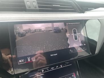 Audi Q8 Sportback E-tron S Line 55 E-tron Quattro — photo 23