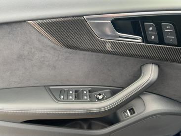 Audi RS4 Avant TFSI Quattro Tiptronic — photo 13