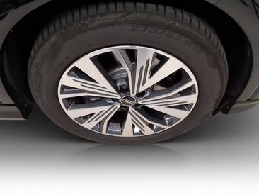 Audi Q4 E-tron 45 E-tron Quattro — photo 4
