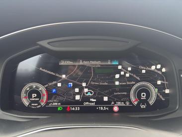 Audi Q8 50 TDI Quattro Tiptronic — photo 17
