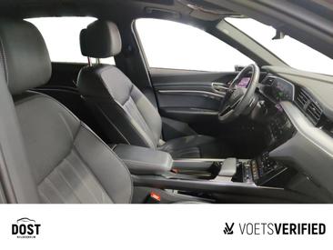 Audi Q8 E-tron S Line 55 E-tron Quattro — photo 7