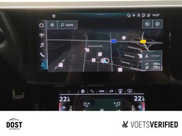 Audi Q8 E-tron S Line 55 E-tron Quattro — photo 10
