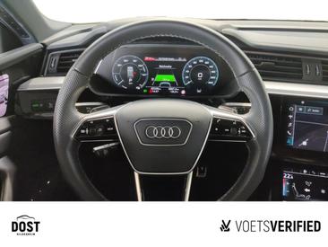 Audi Q8 E-tron S Line 55 E-tron Quattro — photo 11