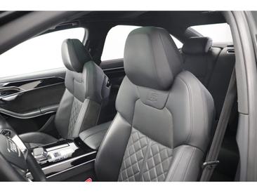 Audi A8 TFSI E 60 TFSI E Quattro Tiptronic — photo 9