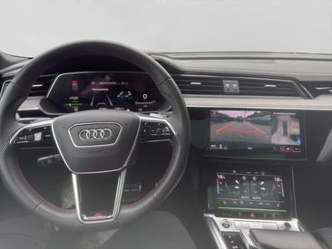 Audi Q8 E-tron S Line 55 E-tron Quattro — photo 14