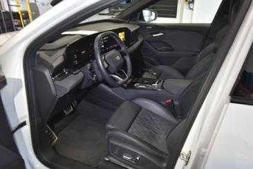 Audi Q6 SUV E-tron E-tron Quattro — photo 4