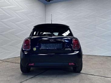 Mini 3 Portes Berline Cooper SE — photo 12