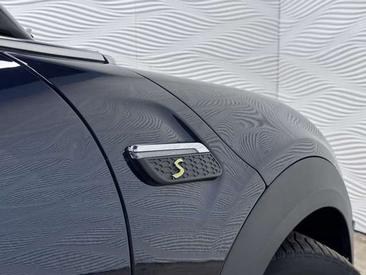 Mini 3 Portes Berline Cooper SE — photo 15