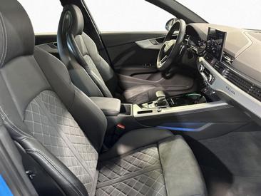 Audi RS4 Avant TFSI Quattro Tiptronic — photo 17