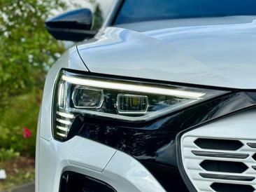 Audi Q8 E-tron S Line 55 E-tron Quattro — photo 4