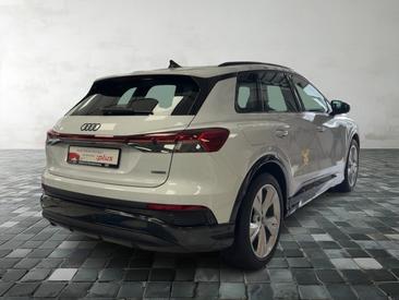 Audi Q4 E-tron 45 E-tron Quattro — photo 4