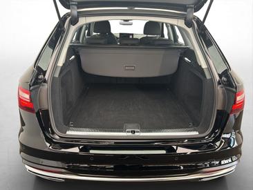 Audi A4 Avant 35 TDI — photo 11