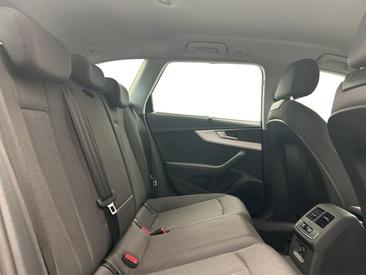 Audi A4 Avant 35 TDI — photo 15
