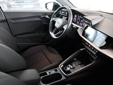 Audi A3 Sportback 35 TDI — photo 4