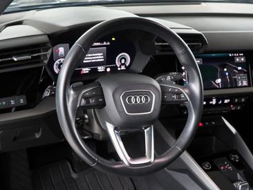 Audi A3 Sportback 35 TDI — photo 10
