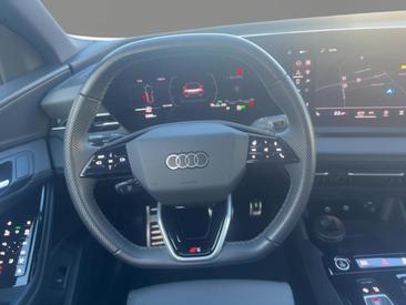 Audi Q6 SUV E-tron E-tron Quattro — photo 11