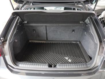 Audi A3 Sportback 35 TDI — photo 12