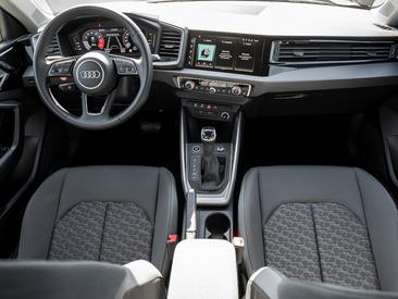Audi A1 Sportback 25 TFSI — photo 6