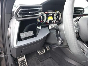Audi A3 Sportback TFSI E TFSI E S Tronic — photo 11