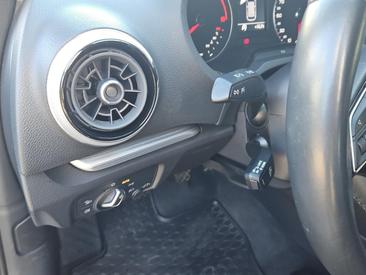 Audi A3 Sportback 30 TDI — photo 14