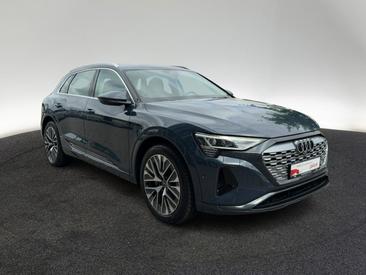 Audi Q8 E-tron Advanced 55 E-tron Quattro — photo 6