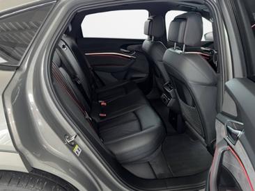 Audi Q8 Sportback E-tron S Line 55 E-tron Quattro — photo 16