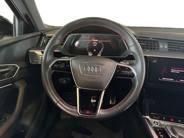 Audi Q8 E-tron S Line 55 E-tron Quattro — photo 10