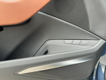Audi Q8 E-tron Advanced 55 E-tron Quattro — photo 15