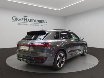 Audi Q8 E-tron S Line 55 E-tron Quattro — photo 2