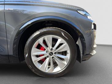 Audi Q6 Sportback E-tron E-tron Performance — photo 17