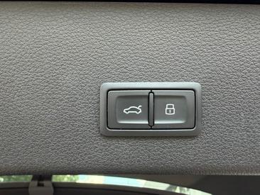Audi Q8 Sportback E-tron S Line 55 E-tron Quattro — photo 6
