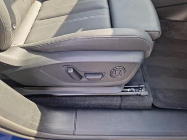 Audi Q6 SUV E-tron E-tron Performance — photo 18