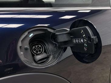 Mini 3 Portes Berline Cooper SE — photo 14