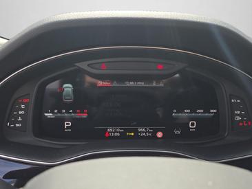 Audi Q8 45 TDI Quattro Tiptronic — photo 10