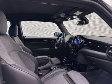 Mini 3 Portes Berline Cooper SE — photo 18
