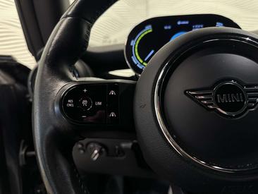 Mini 3 Portes Berline Cooper SE — photo 26