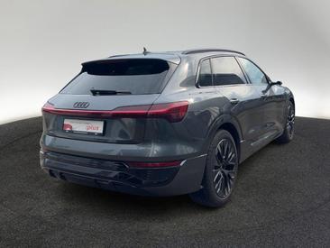 Audi Q8 E-tron S Line 55 E-tron Quattro — photo 5