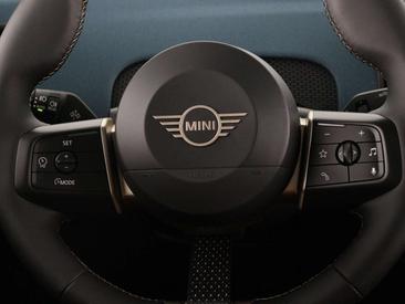 Mini Countryman Cooper E — photo 20